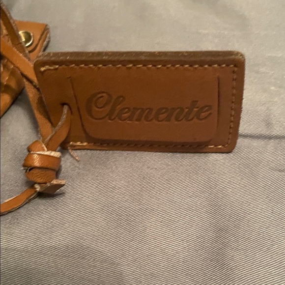 Elegant Tan Laptop Bag - Picture 7 of 7